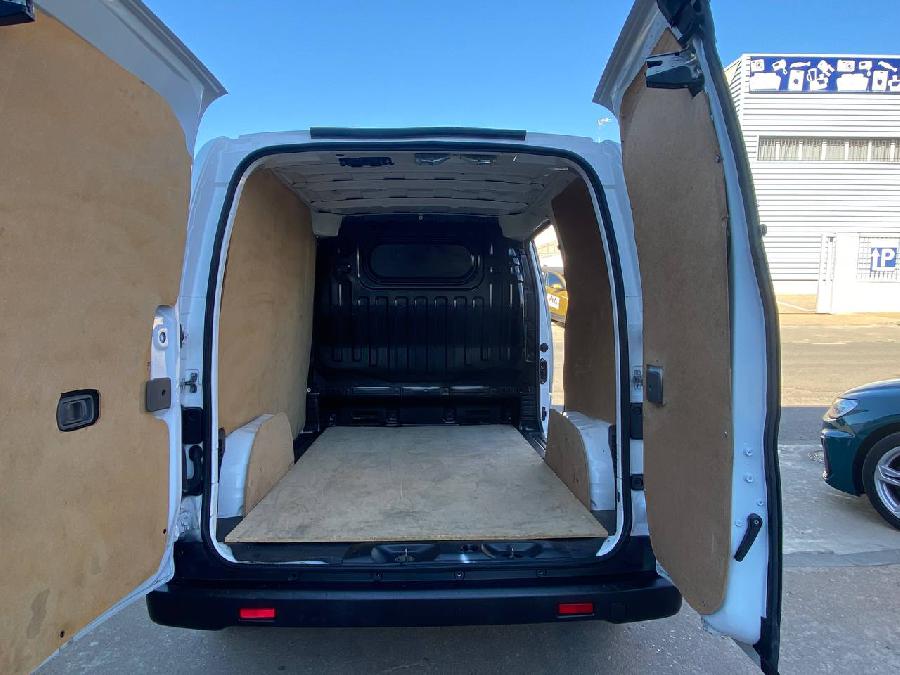 NISSAN NV 200 FURGON DIESEL