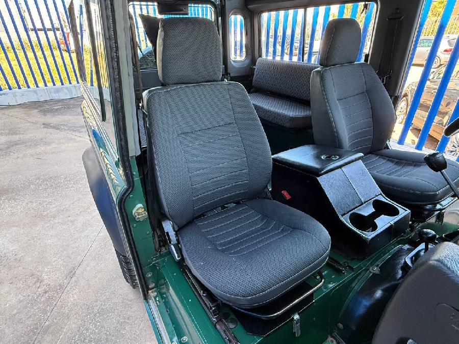 LAND ROVER DEFENDER 90 DIESEL