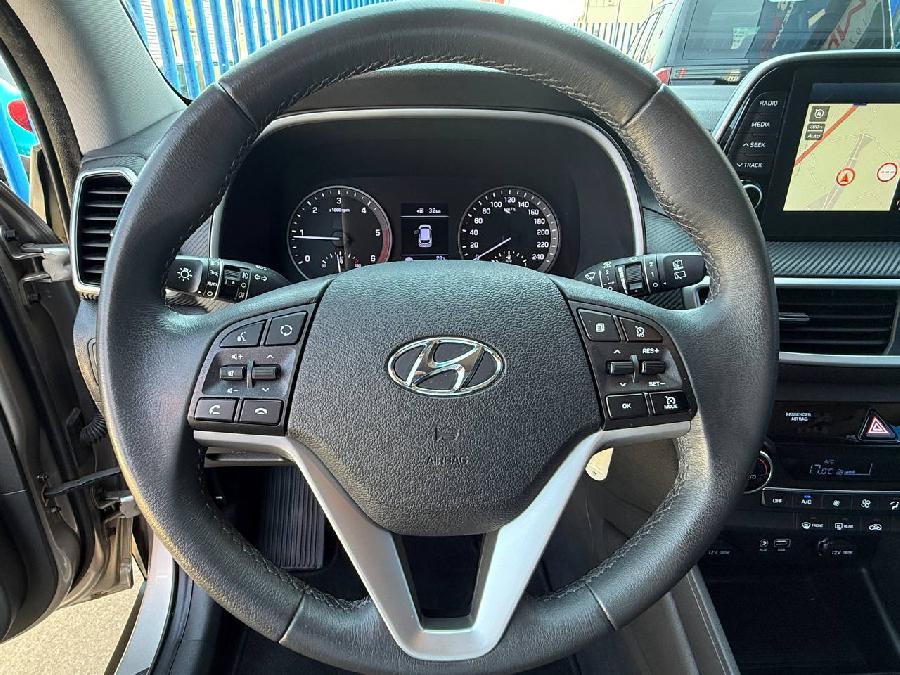 HYUNDAI TUCSON HYBRID DIESEL