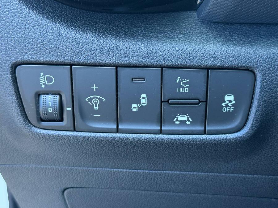 HYUNDAI KONA TECNO GASOLINA