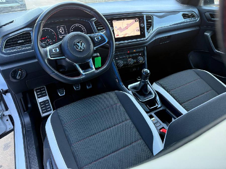 VOLKSWAGEN T-ROC SPORT GASOLINA