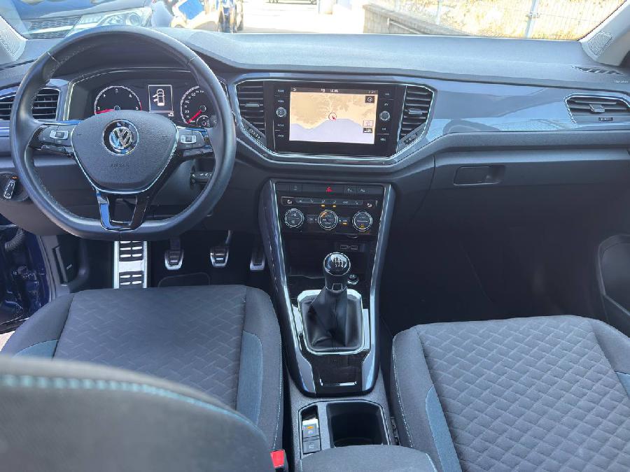 VOLKSWAGEN T-ROC IQ-DRIVE DIESEL