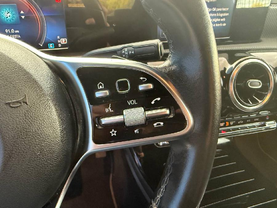 MERCEDES BENZ CLA 180 GASOLINA