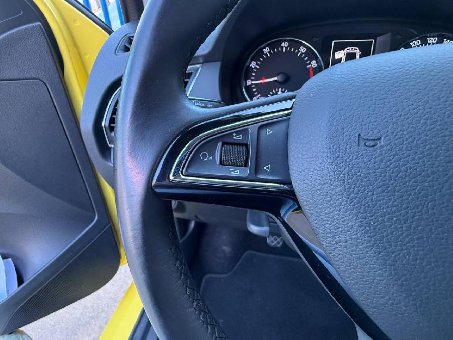 SKODA FABIA AMBITION GASOLINA