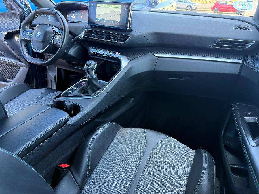 PEUGEOT 3008 ALLURE GASOLINA