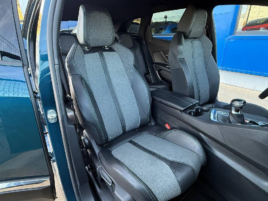 PEUGEOT 3008 ALLURE GASOLINA