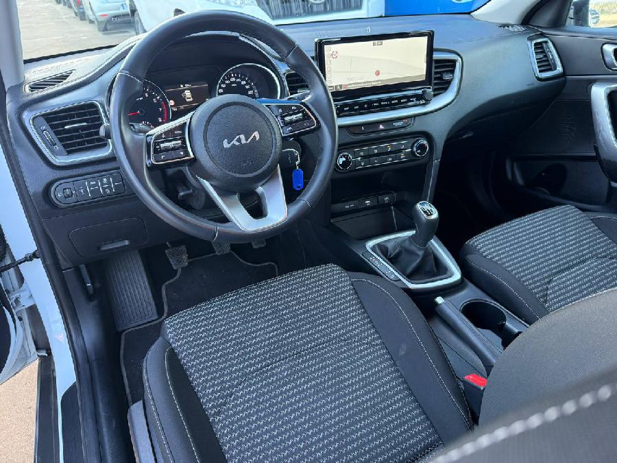 KIA XCEED DRIVE GASOLINA