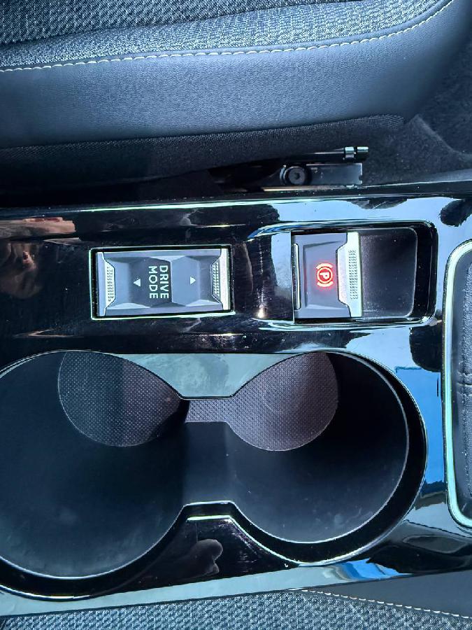 PEUGEOT 2008   ALLURE GASOLINA