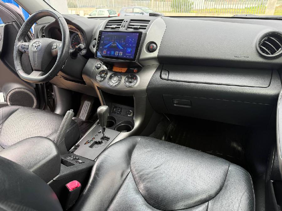 TOYOTA RAV 4  4X4 AUTO DIESEL