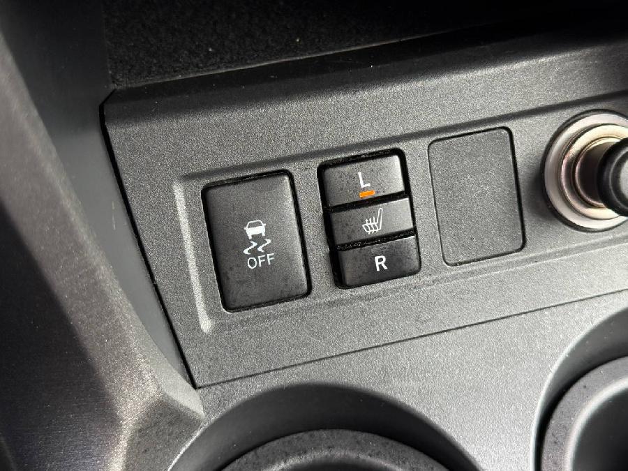 TOYOTA RAV 4  4X4 AUTO DIESEL