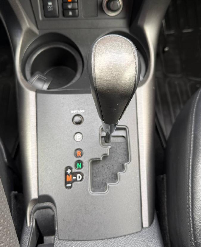 TOYOTA RAV 4  4X4 AUTO DIESEL