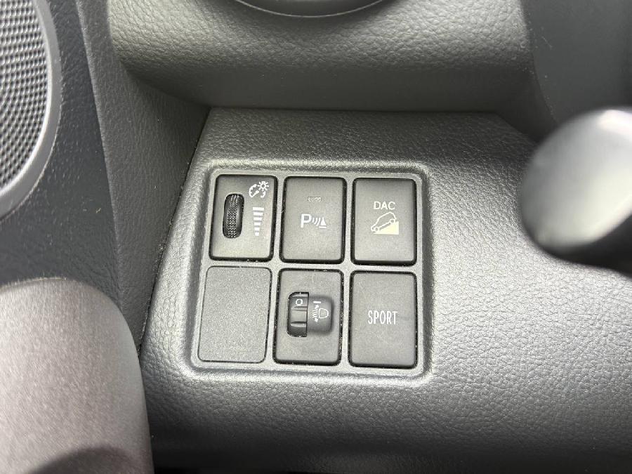 TOYOTA RAV 4  4X4 AUTO DIESEL