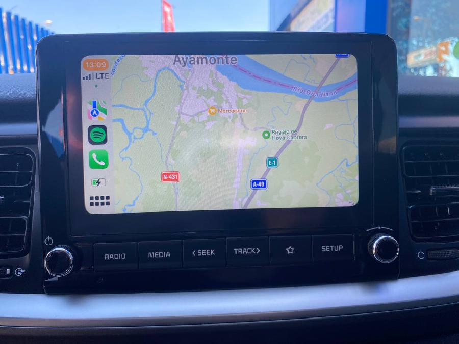 KIA STONIC CONCEPT GASOLINA