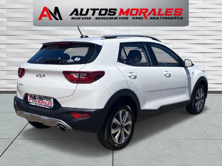 KIA STONIC CONCEPT GASOLINA