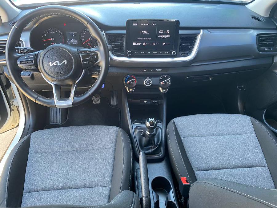 KIA STONIC CONCEPT GASOLINA