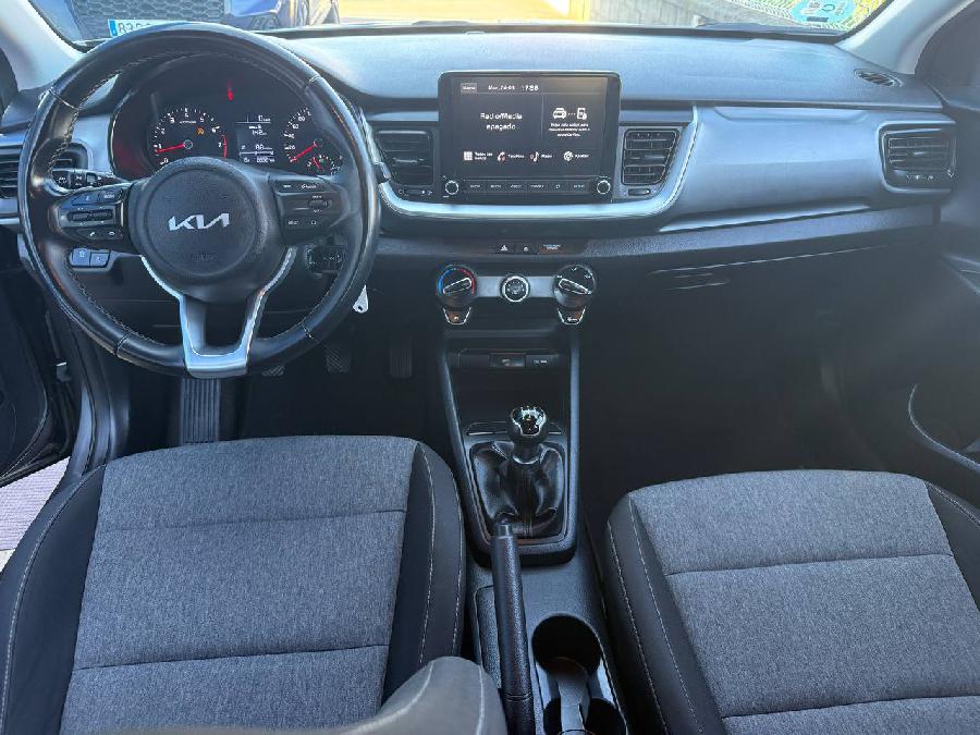 KIA STONIC GASOLINA