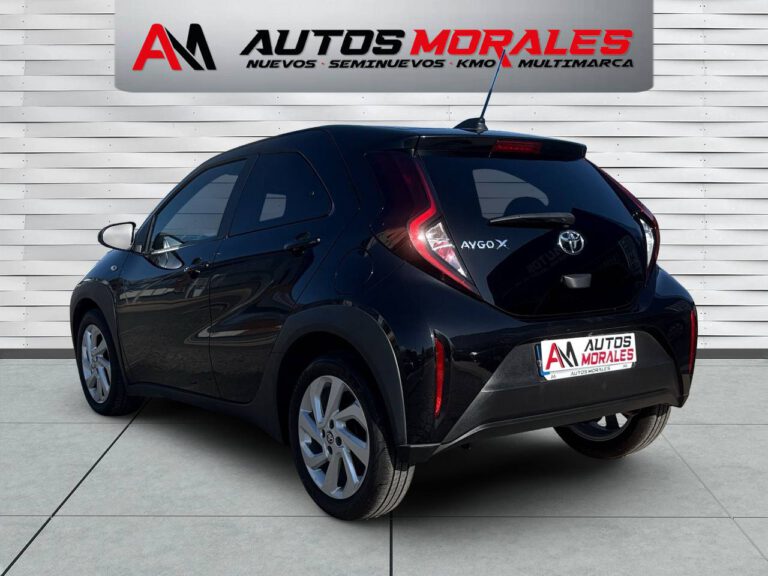 toyota aygo x cross 9704